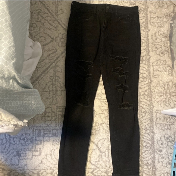 American Eagle CURVY Hi-rise Jeggings sz 14 in  Black Ripped Shredded Distressed - Picture 2 of 5